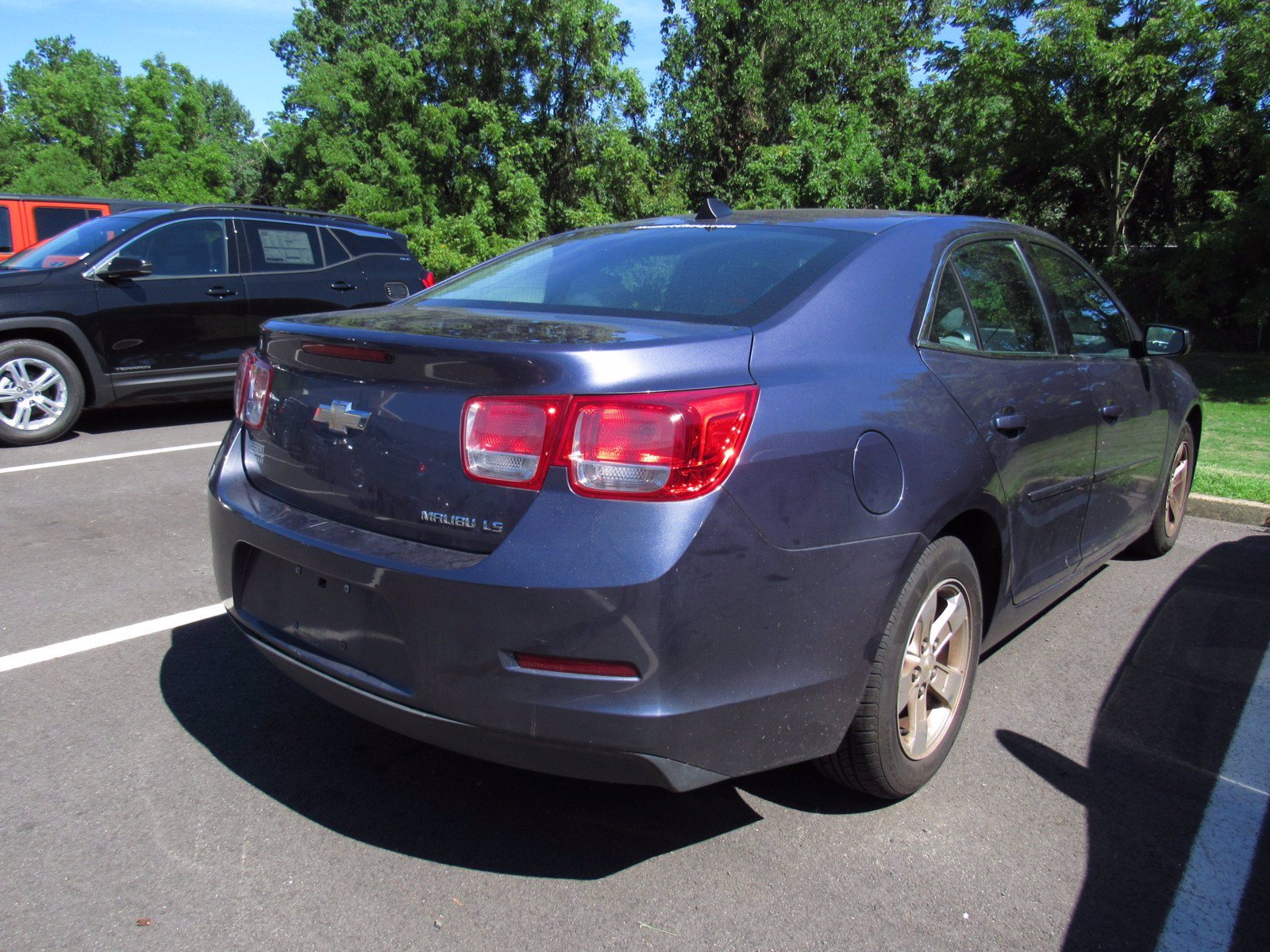 Pre-Owned 2014 Chevrolet Malibu LS FWD 4dr Car